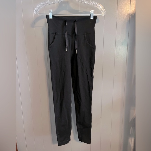 Lululemon Black jogger style leggings - Picture 1 of 4